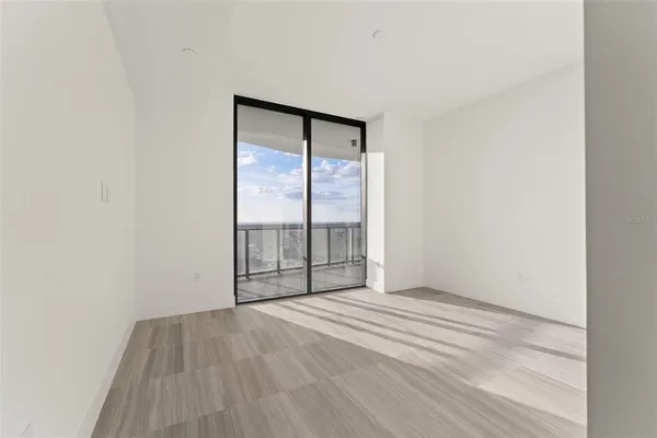 $9,500 | 3015 South Ysabella Avenue, Unit 1803, Tampa, FL 33629