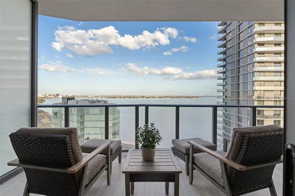 $9,500 | 3015 South Ysabella Avenue, Unit 1803, Tampa, FL 33629