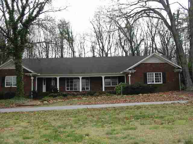 200 Huntington Road Greenville, SC 29615 - Photo 1 of 25