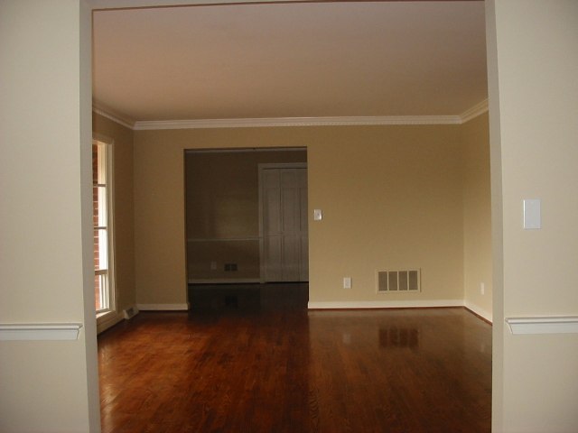 200 Huntington Road Greenville, SC 29615 - Photo 6 of 25