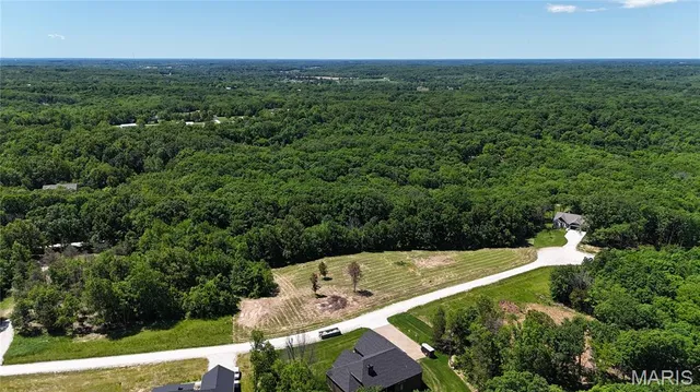 $76,000 | 130 Glen Meadows Drive, Troy, MO 63379