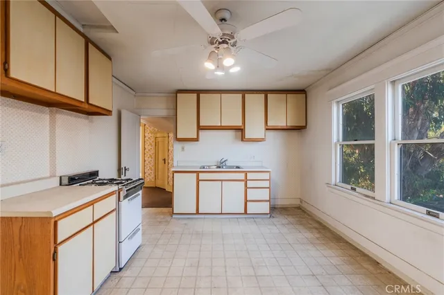 $1,499,000 | 215 Mira Mar Avenue, Long Beach, CA 90803