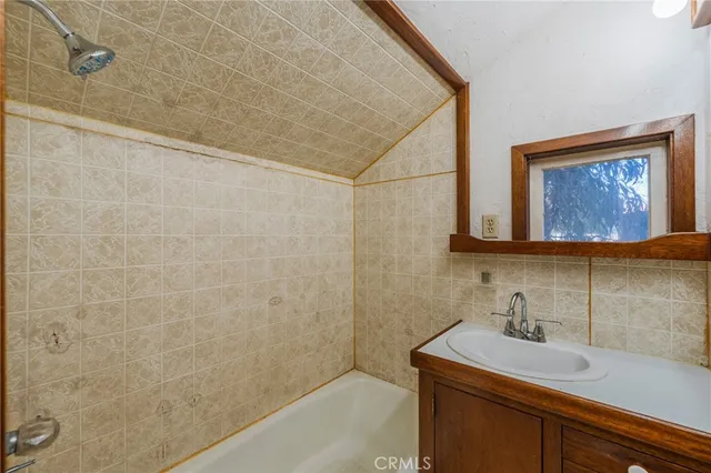 $1,499,000 | 215 Mira Mar Avenue, Long Beach, CA 90803