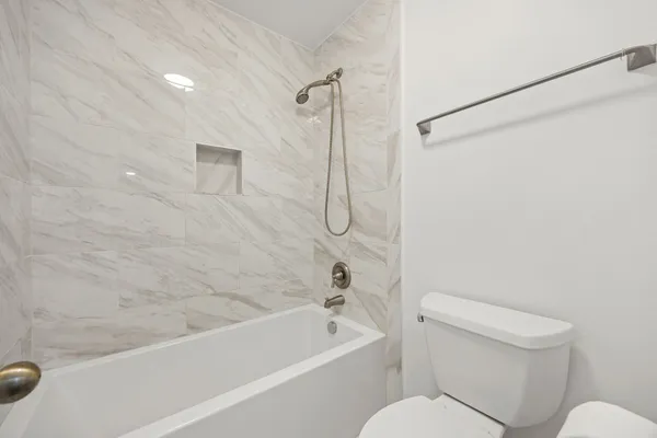 $275,000 | 2829 Timmons Lane, Unit 130, Houston, TX 77027