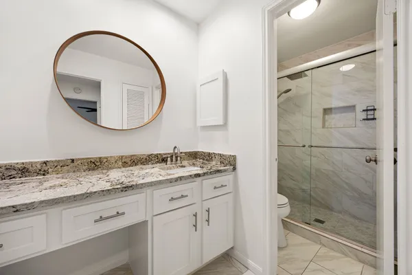 $275,000 | 2829 Timmons Lane, Unit 130, Houston, TX 77027
