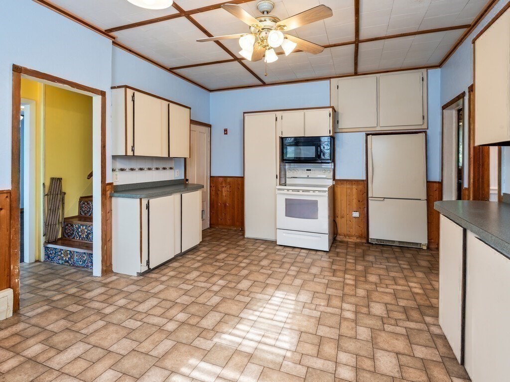5 Crosby Street Webster, MA 01570 - Photo 14 of 31