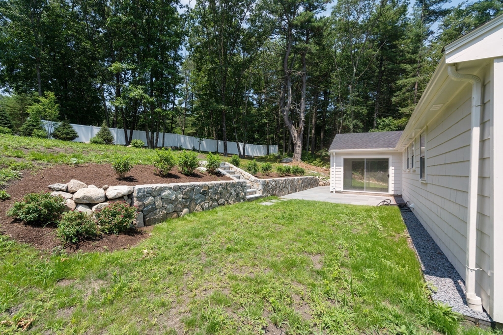 13 Valley Road Dover, MA 02030 - Photo 28 of 33