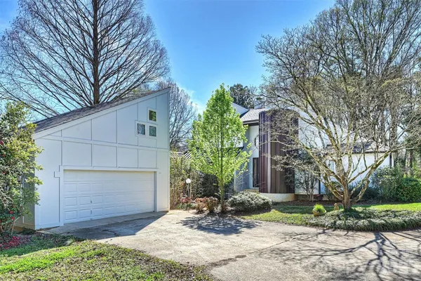 $1,900,000 | 13730 Capriole Lane, Matthews, NC 28105