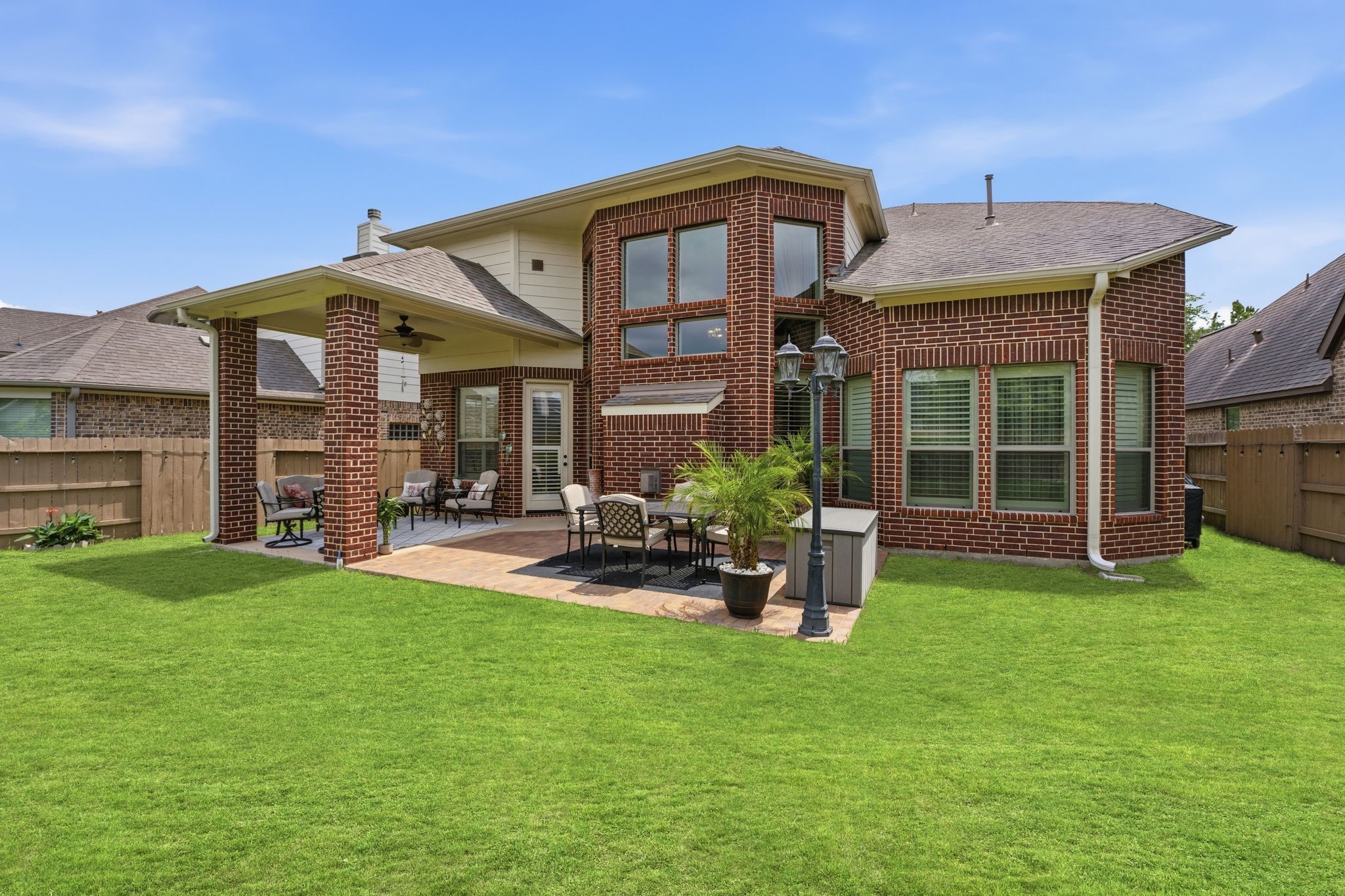 27383 Pendleton Trace Drive Spring, TX 77386 - Photo 28 of 33 Beautiful back yard with a covered patio