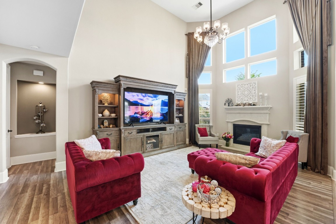 27383 Pendleton Trace Drive Spring, TX 77386 - Photo 9 of 33 View of the living area from the kitchen.