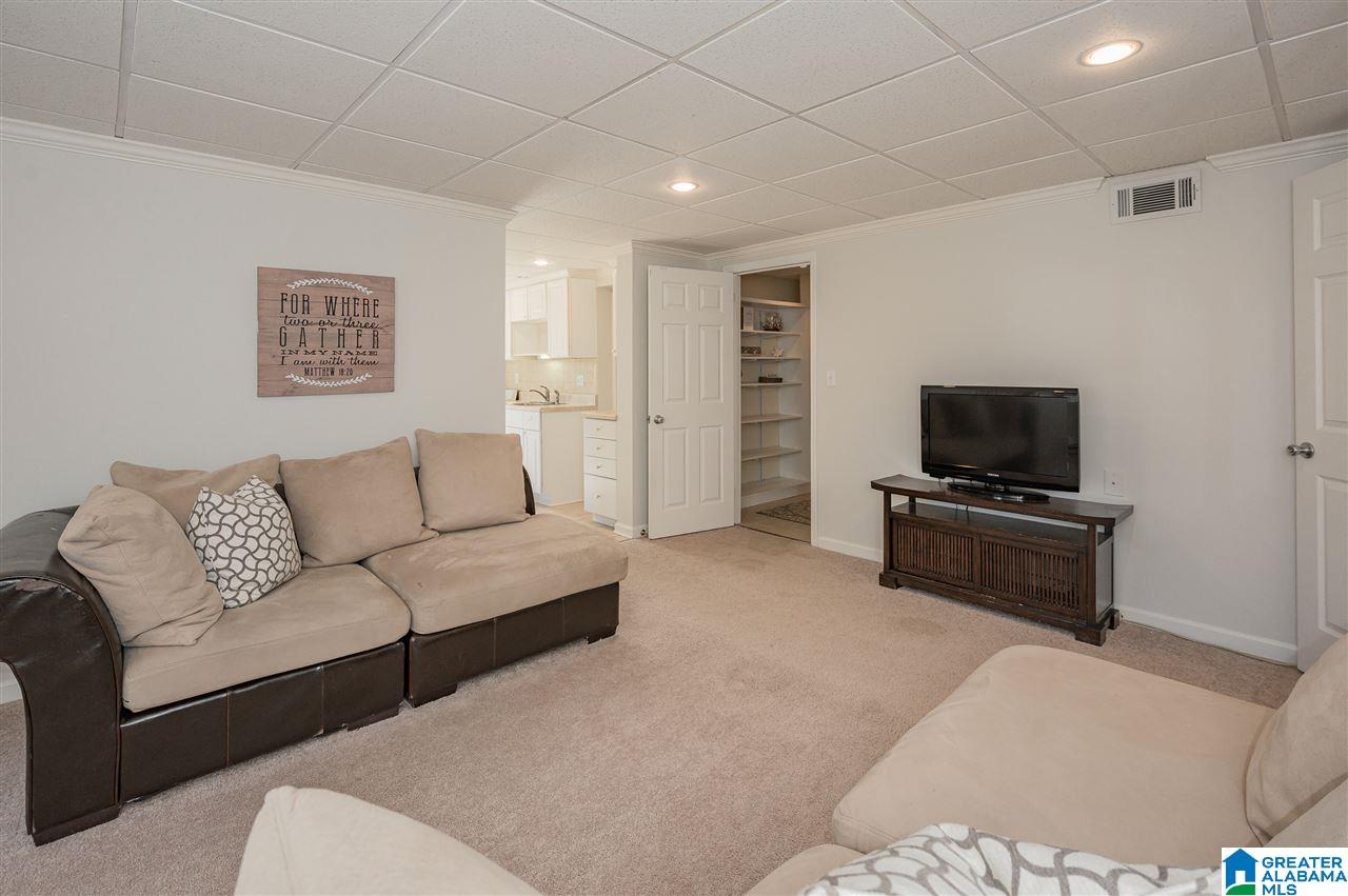 807 Forrest Drive Birmingham, AL 35209 - Photo 32 of 47
