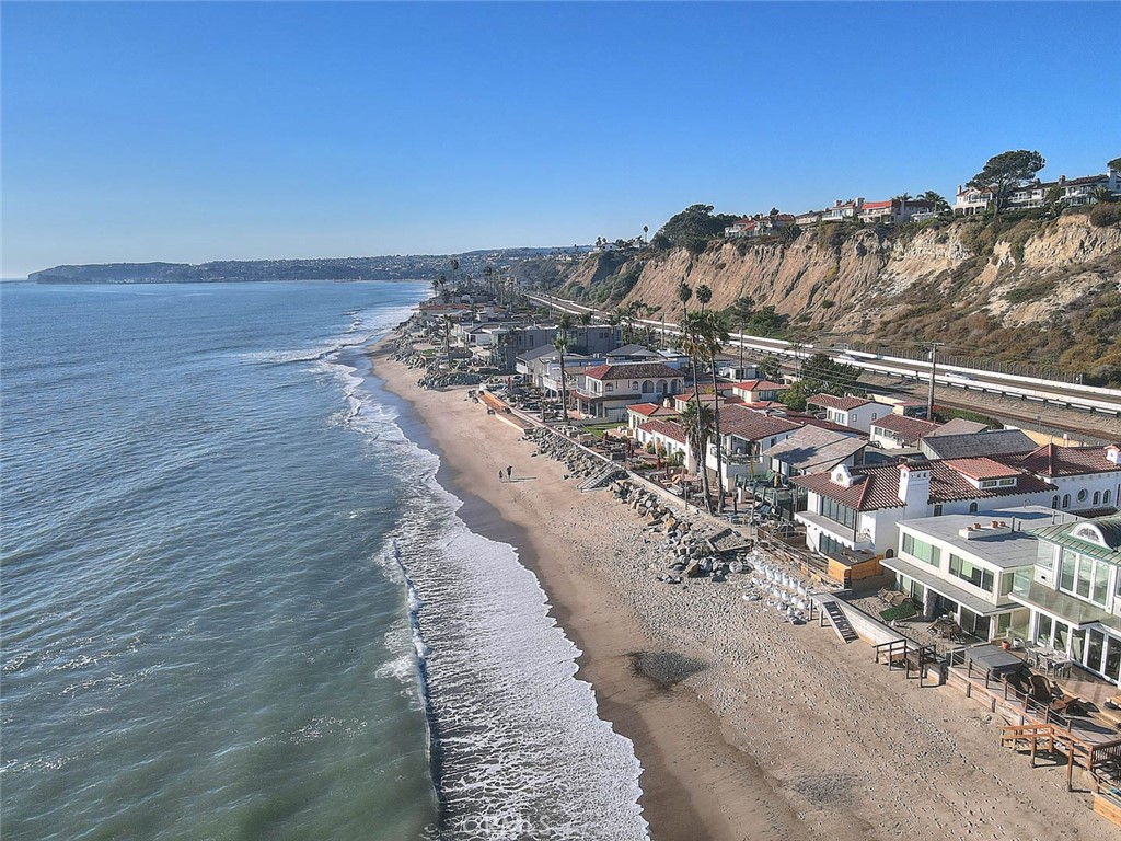 a view of a large building