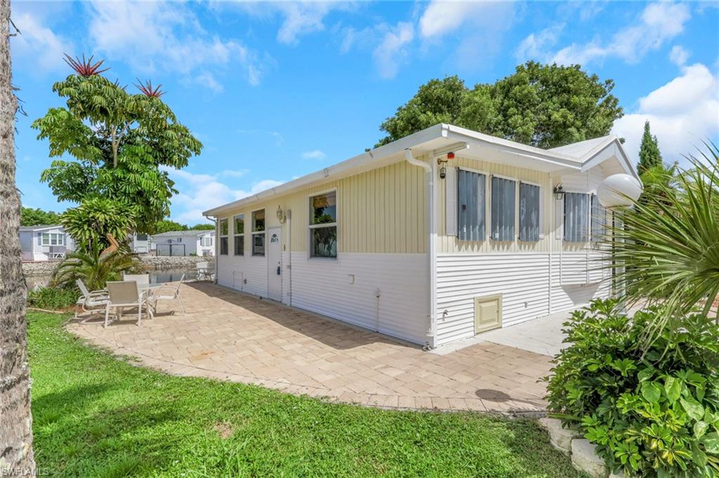386 Leopard Lane, Unit 386 Naples, FL 34114 - Photo 3 of 30