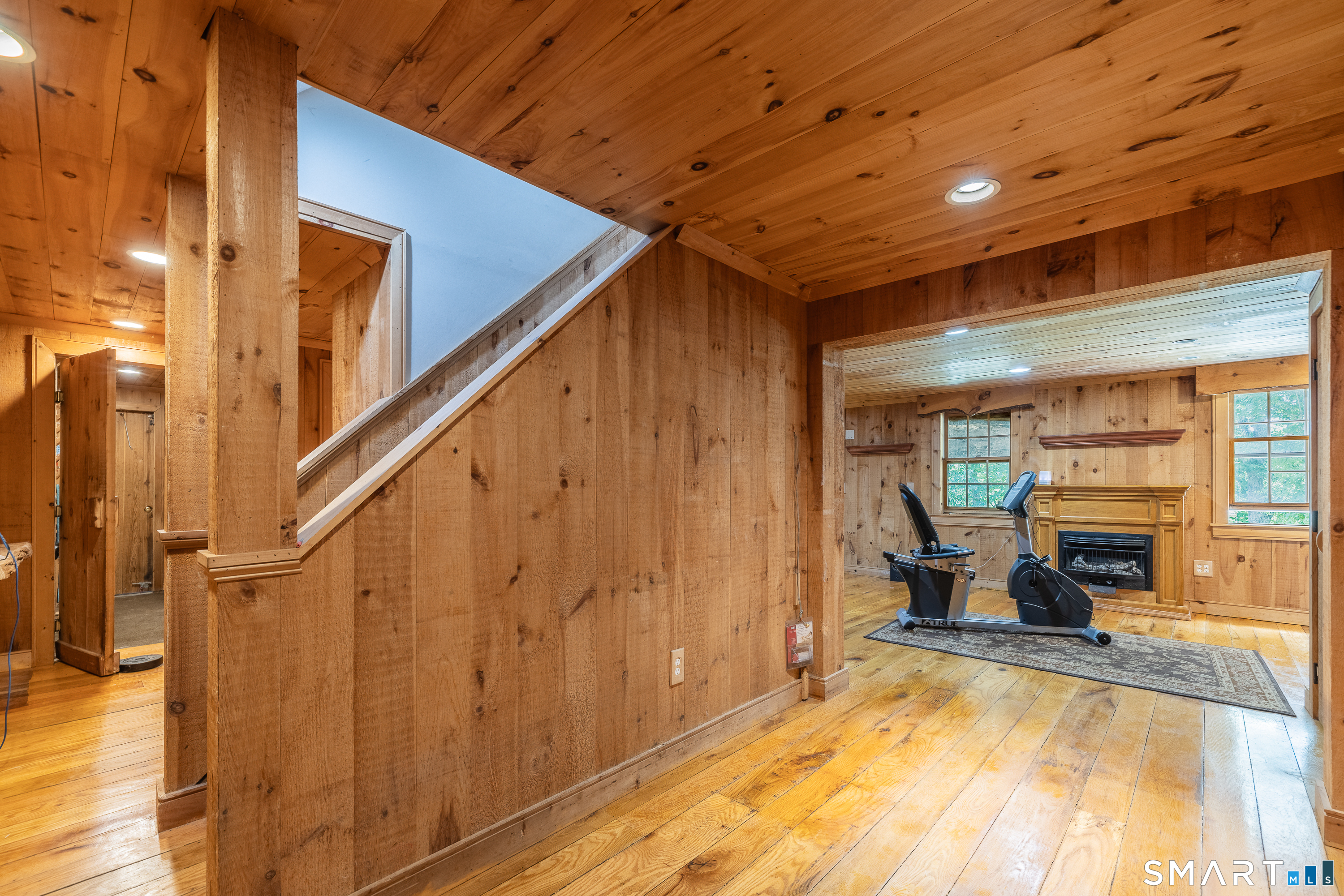 17 Sweet Meadow Road Newtown, CT 06470 - Photo 25 of 40