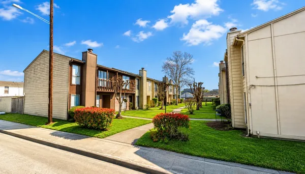 $1,275 | 11685 Alief Clodine Road, Unit 10, Houston, TX 77072