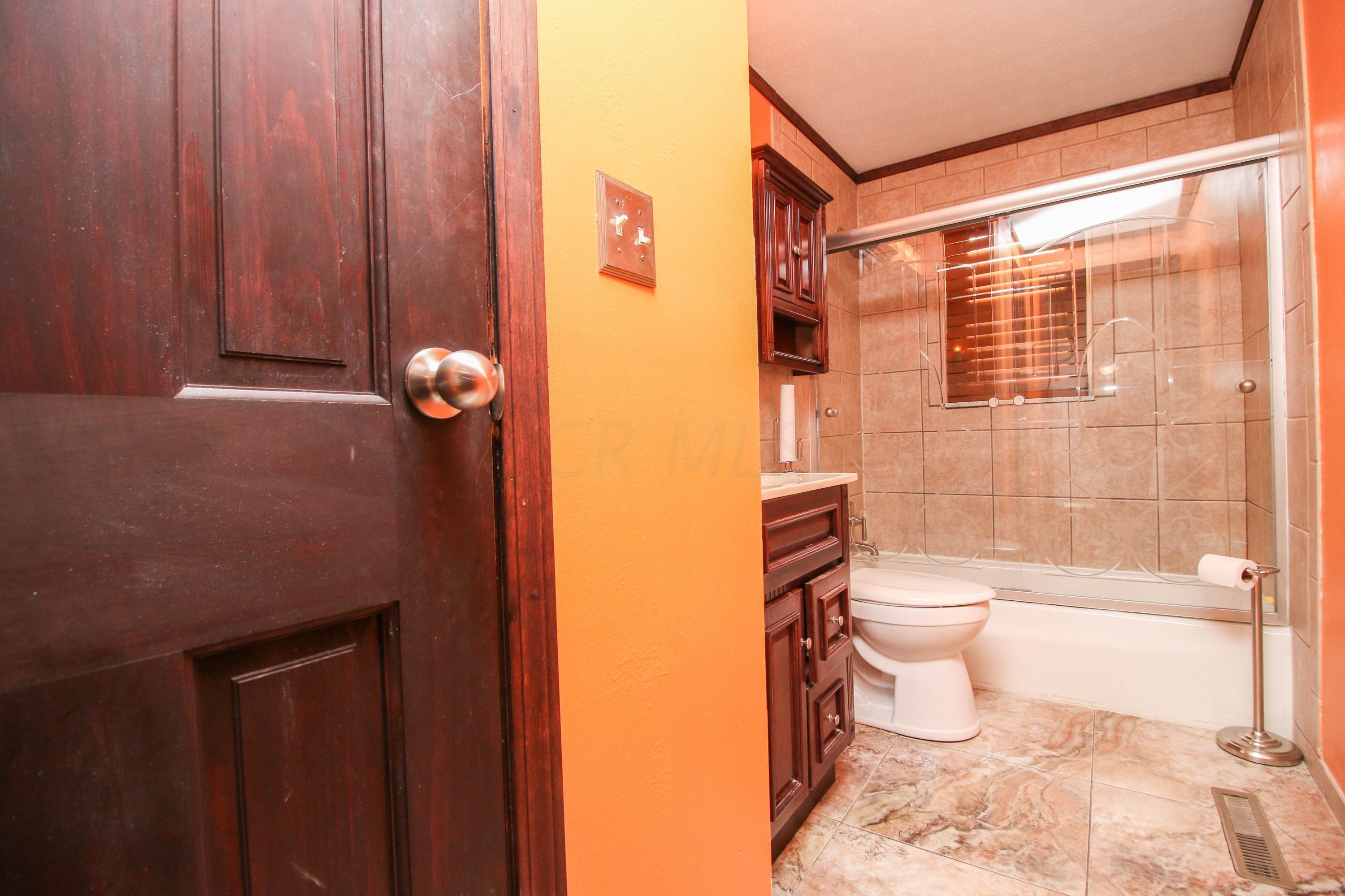 3429 Quaker Road Columbus, OH 43207 - Photo 17 of 34 Gallery Image 17