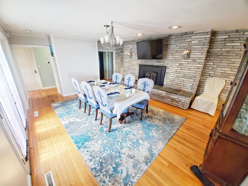 1463 Lake Shore Road Chazy, NY 12921 - Photo 5 of 20 Gallery Image 5