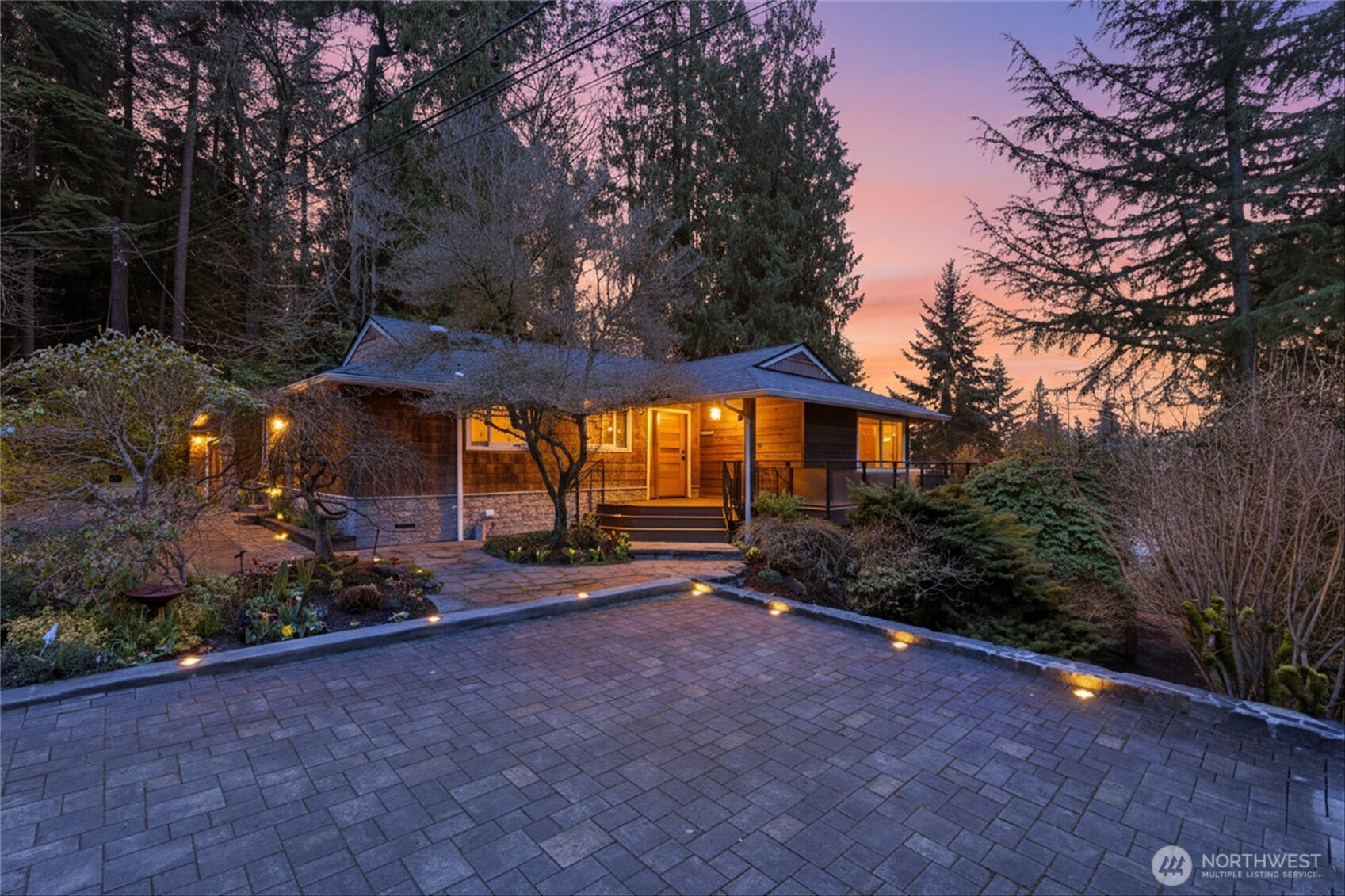 18431 High Street Edmonds, WA 98020 - Photo 37 of 40 a view of a house with backyard and garden