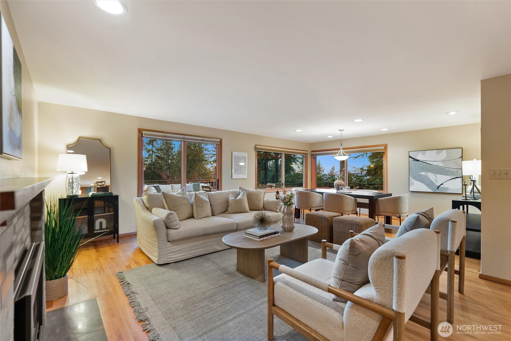 18431 High Street Edmonds, WA 98020 - Photo 5 of 40 a living room with furniture and a table