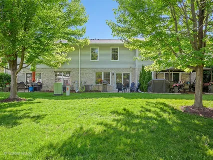 $310,000 | 718 Tamarac Boulevard, Addison, IL 60101