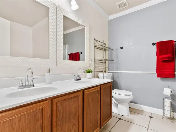 $320,000 | 1129 Switchgrass Lane, Crowley, TX 76036