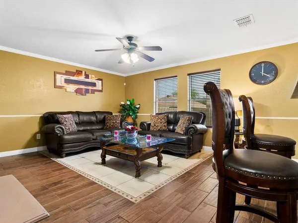 $320,000 | 1129 Switchgrass Lane, Crowley, TX 76036