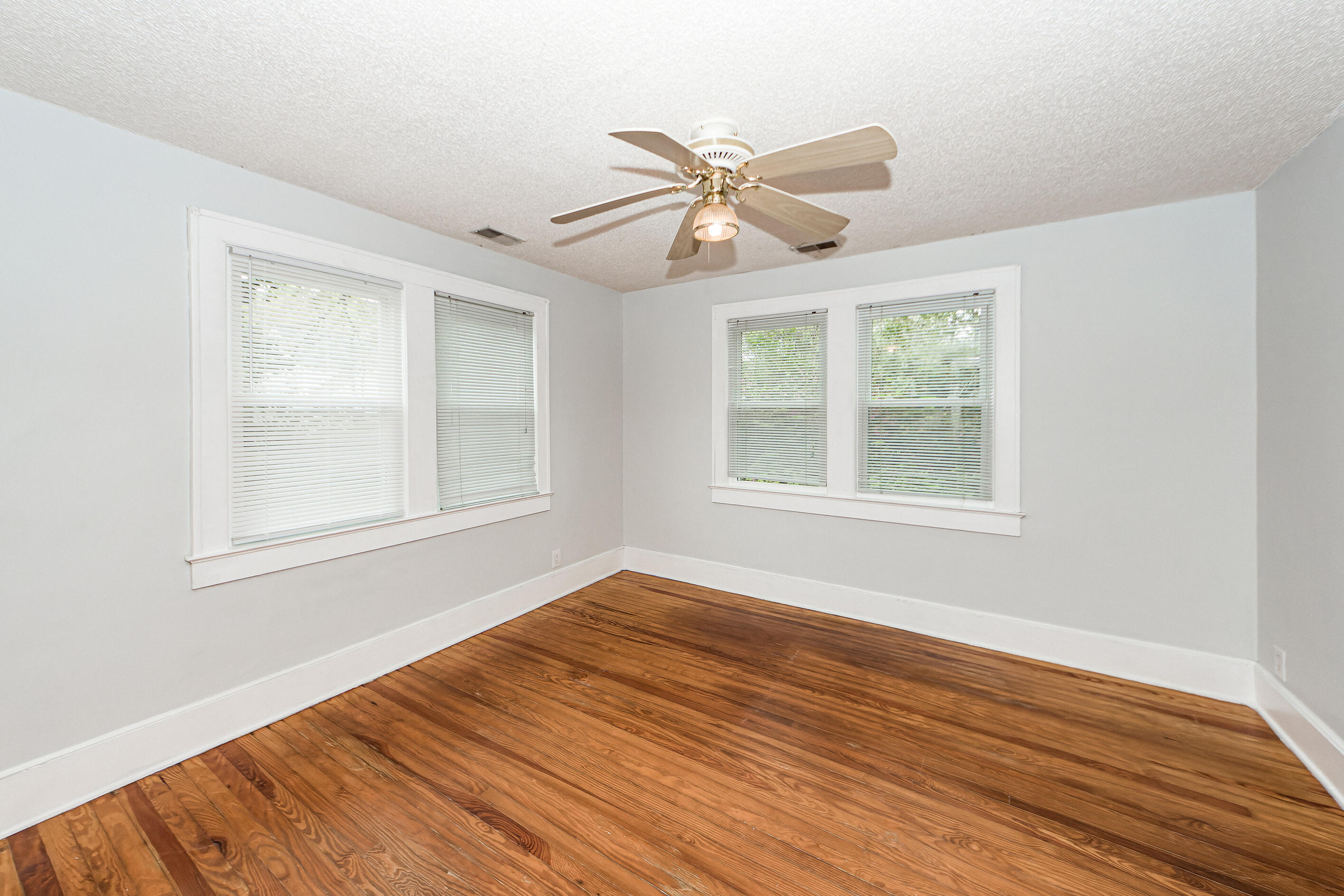 249 Woodland Shores Road Charleston, SC 29412 - Photo 10 of 27 16