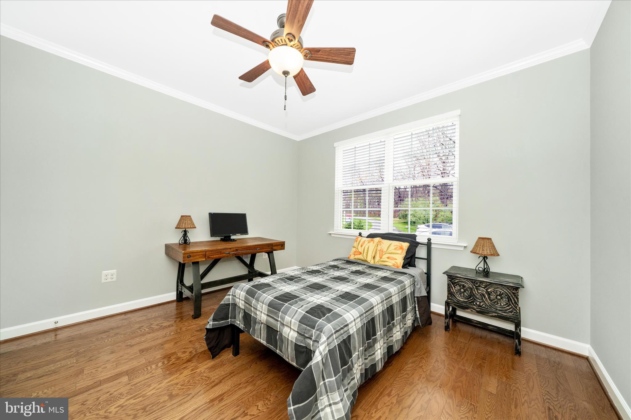 3156 Sumantown Road Middletown, MD 21769 - Photo 34 of 62 a bedroom with a bed and a table in it