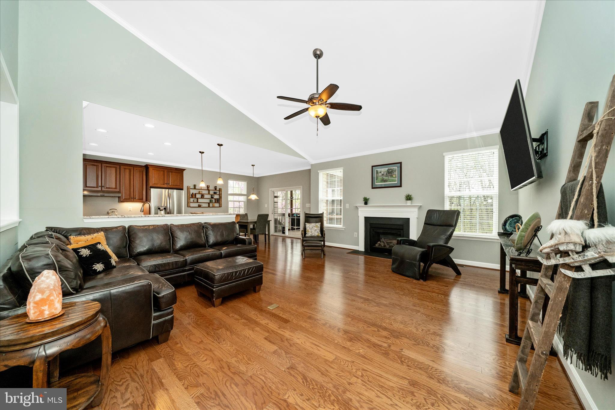 3156 Sumantown Road Middletown, MD 21769 - Photo 62 of 62 a living room with furniture and a flat screen tv