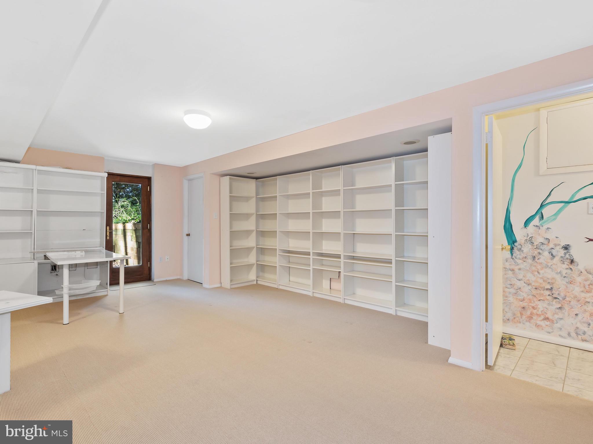 116 Delford Avenue Silver Spring, MD 20904 - Photo 23 of 30 Bedroom #4 - w/FB & Full Walk Out!