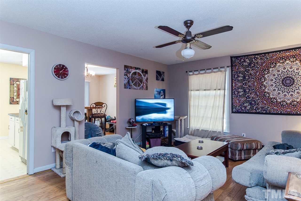 520 Harvest Lane Raleigh, NC 27606 - Photo 3 of 10