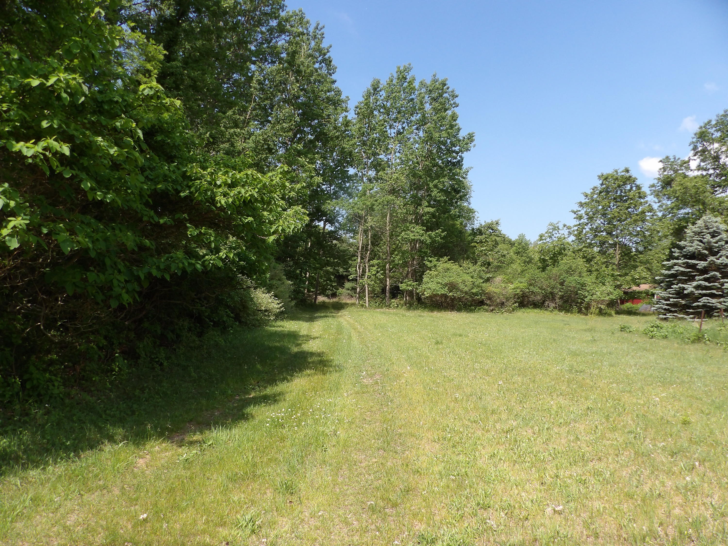 North Buys Road Muskegon, MI 49445 - Photo 1 of 3 101_0562