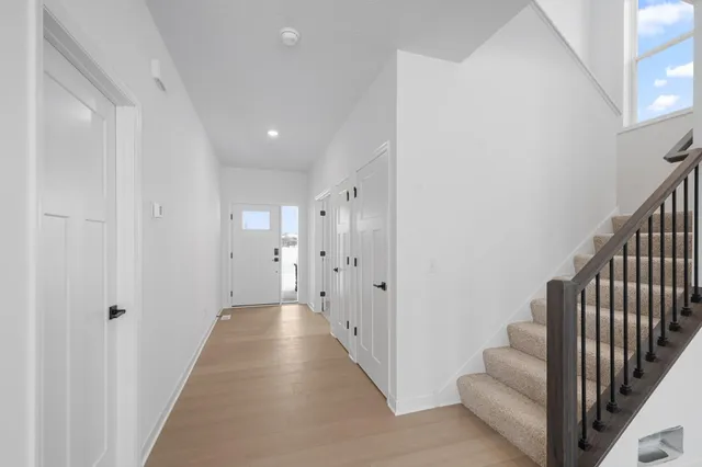 $549,695 | 321 Ravencroft Road, Waconia, MN 55387