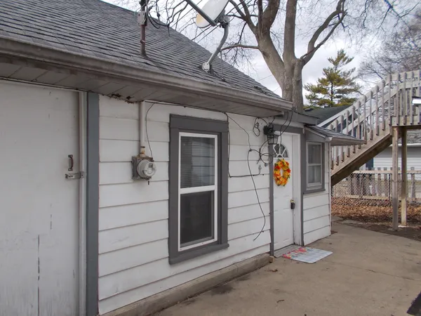 $1,200 | 2206 Enoch Avenue, Zion, IL 60099