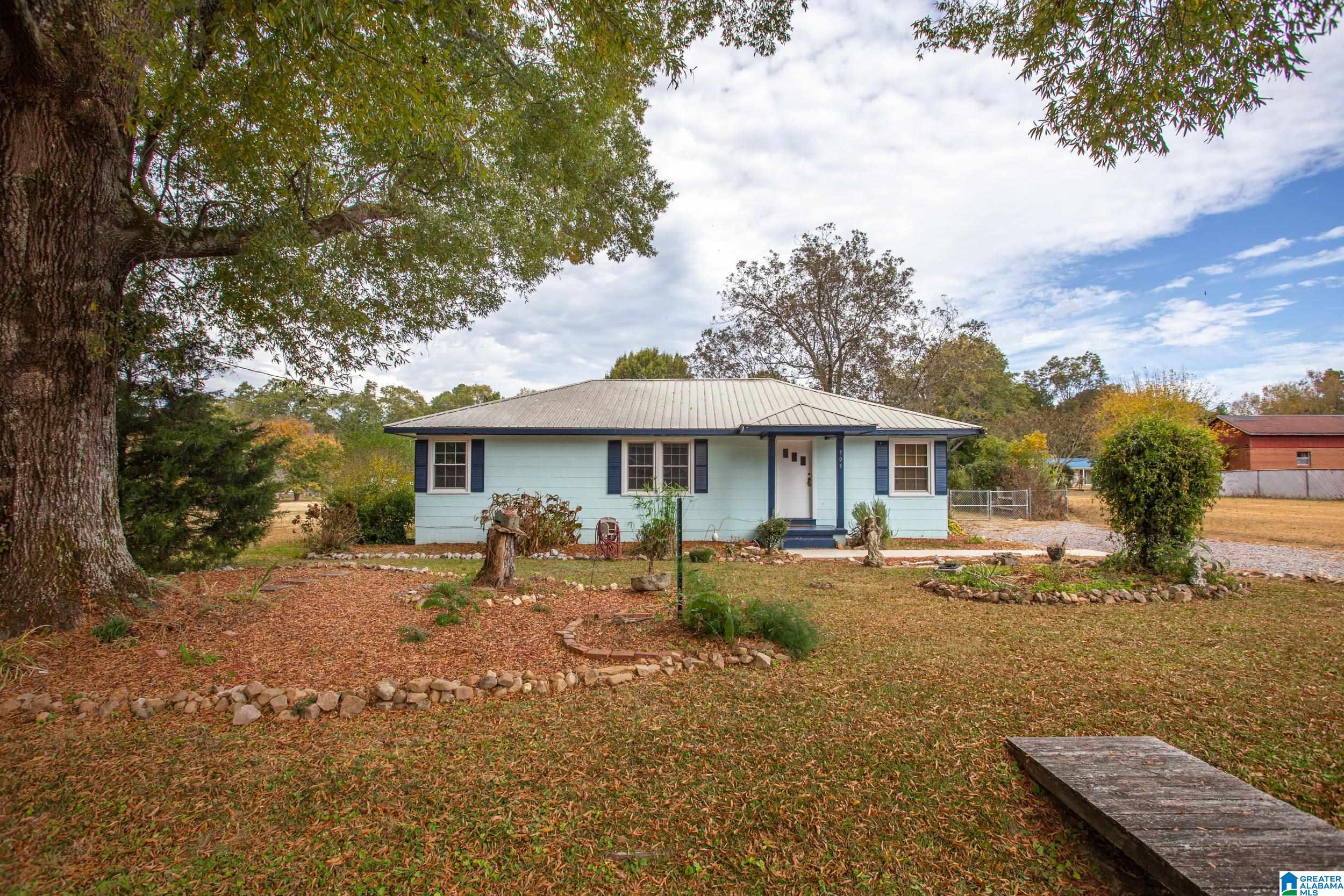 505 Main Street Weaver, AL 36277 - Photo 1 of 29