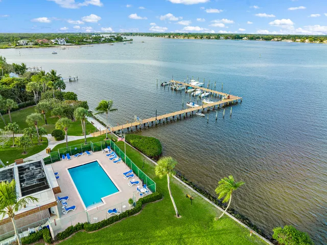 $3,400 | 825 Center Street, Unit 12D, Jupiter, FL 33458