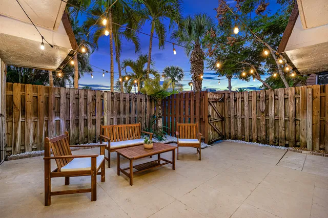 $3,400 | 825 Center Street, Unit 12D, Jupiter, FL 33458