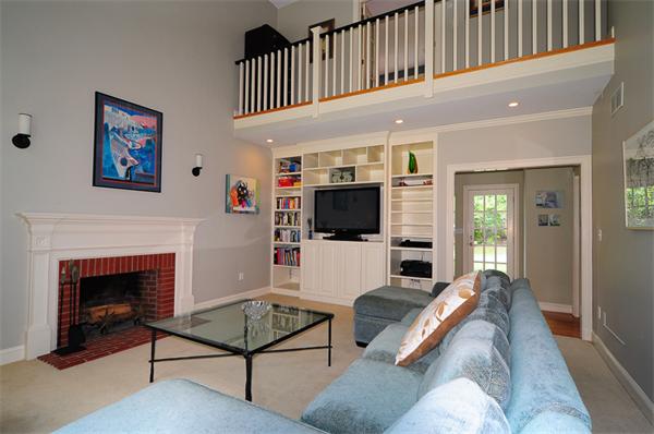 8 Warren Road Dedham, MA 02026 - Photo 8 of 17 Gallery Image 8