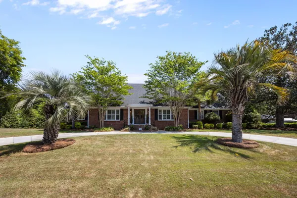 $1,750,000 | 48 Wespanee Drive, Charleston, SC 29407