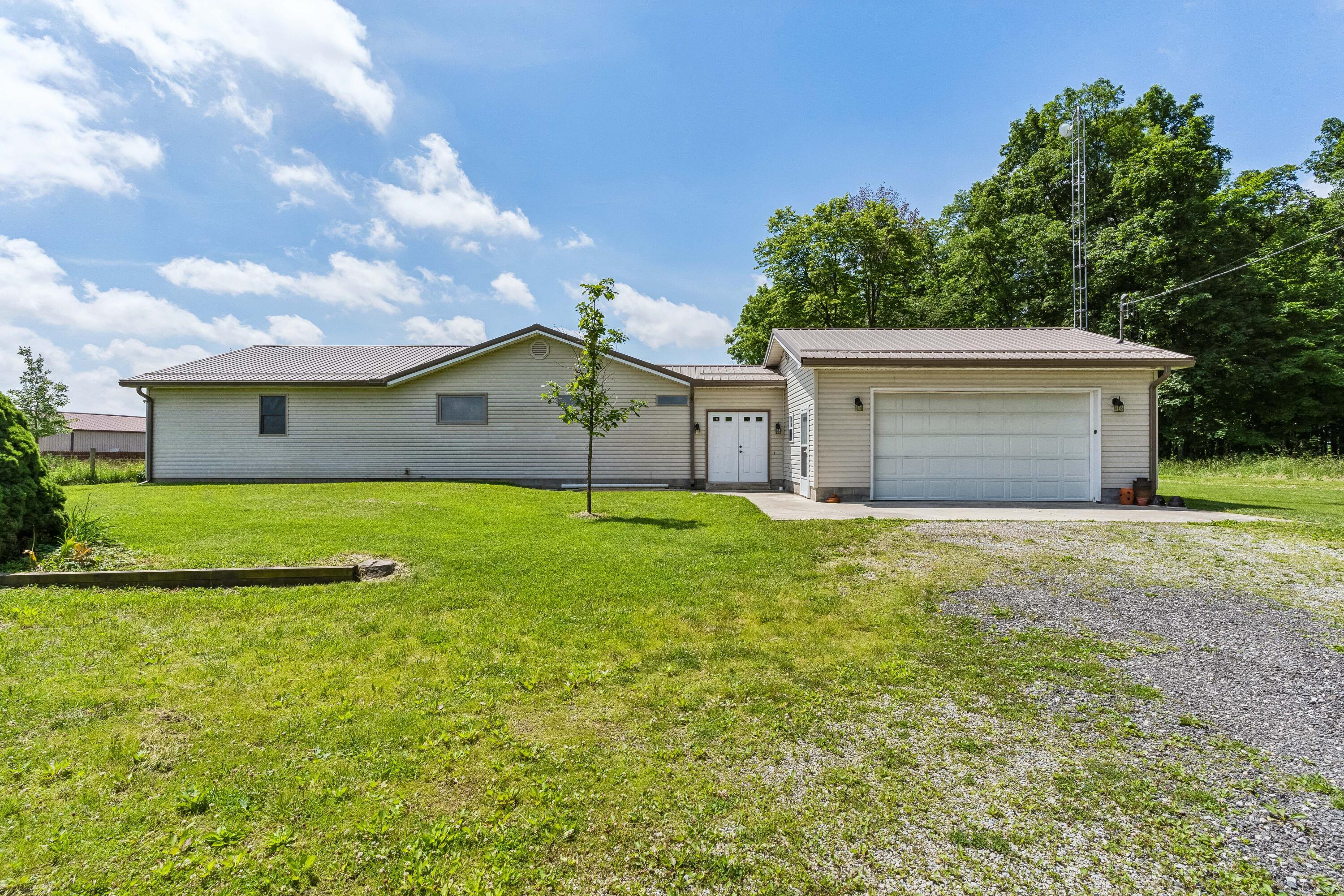 3861 Winnemac Pike La Rue, OH 43332 - Photo 2 of 35 26-print-DSC04603