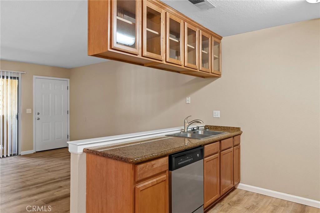 1114 Nord Avenue, Unit 17 Chico, CA 95926 - Photo 9 of 40 a utility room with a sink