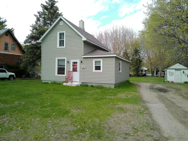 $205,000 | 309 West 3rd Street, Monticello, MN 55362