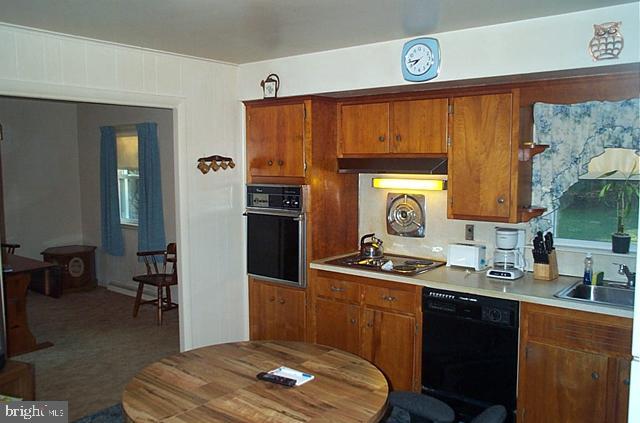527 Lexington Road Lancaster, PA 17603 - Photo 11 of 16 Gallery Image 11