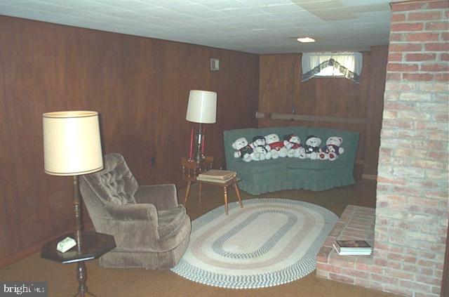 527 Lexington Road Lancaster, PA 17603 - Photo 5 of 16 Gallery Image 5