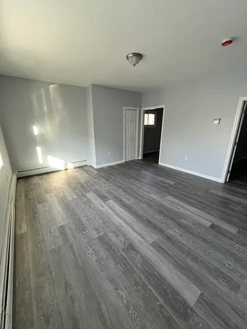 $1,550 | 106 Kilburn Street, Unit 1N, Fall River, MA 02724