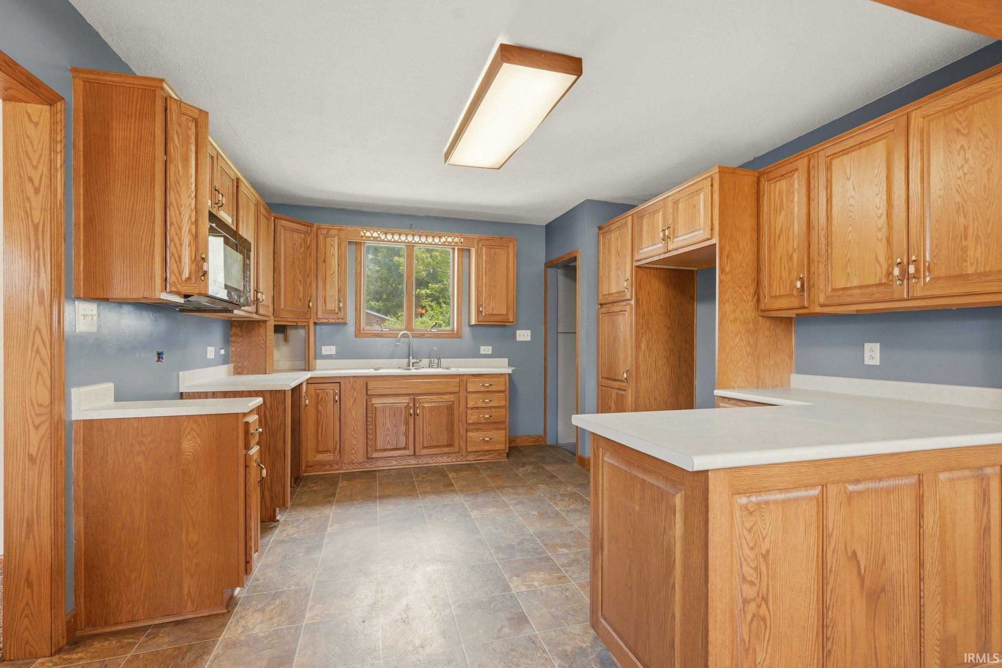 10147 North Meridian Road Ossian, IN 46777 - Photo 3 of 48