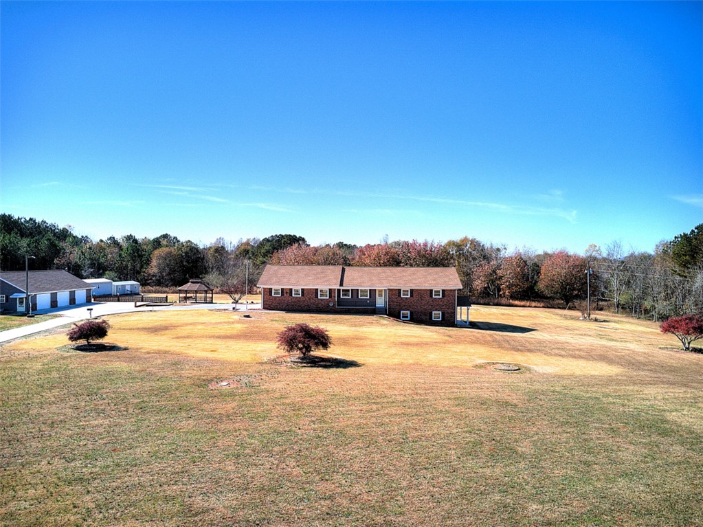 130 Raleighs Lane West Union, SC 29696 - Photo 3 of 47