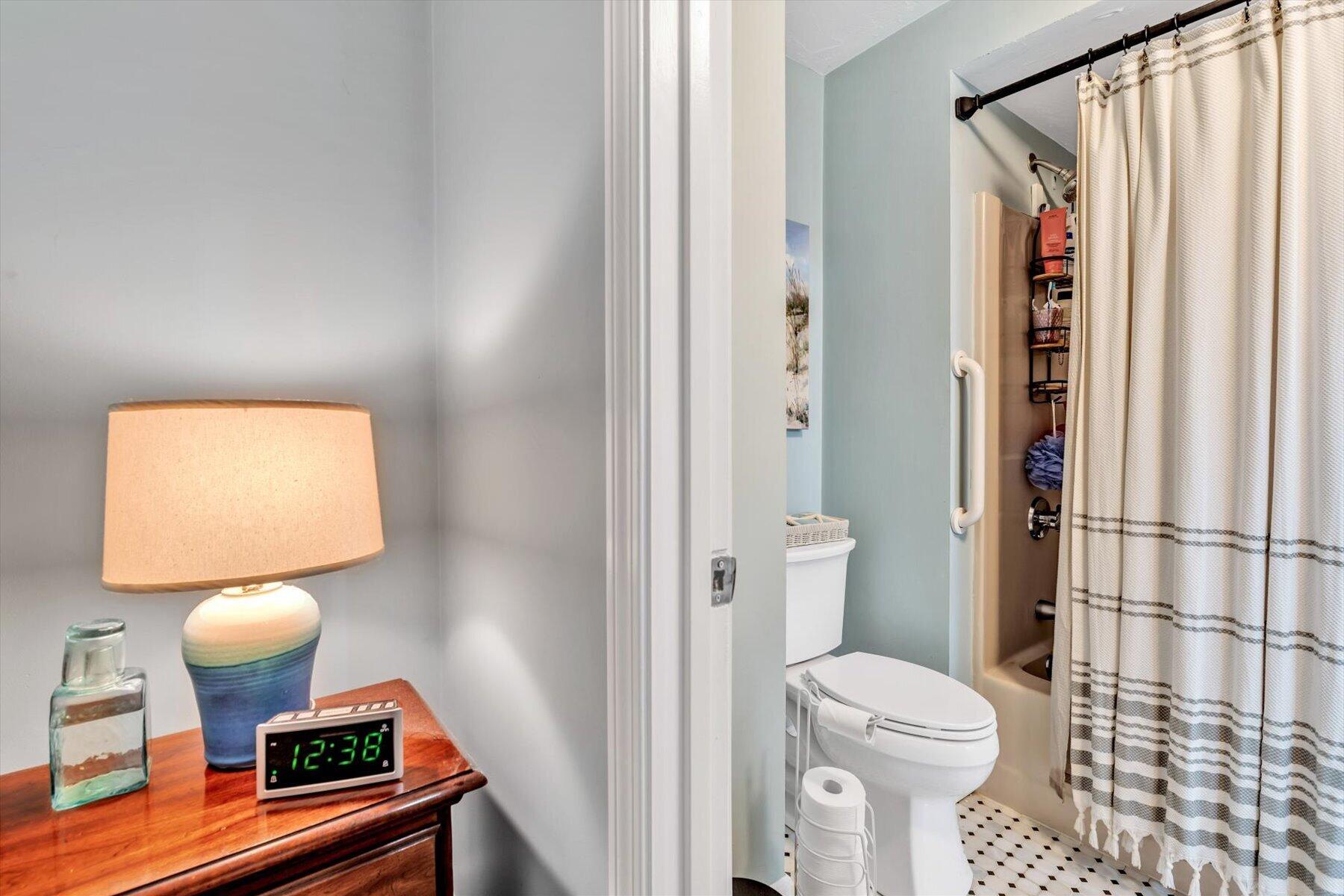 441 Buck Island Road, Unit F2 West Yarmouth, MA 02673 - Photo 20 of 30 Second Floor Bath