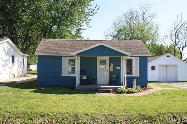 $79,000 | 1006 West Pine Street, Jerseyville, IL 62052