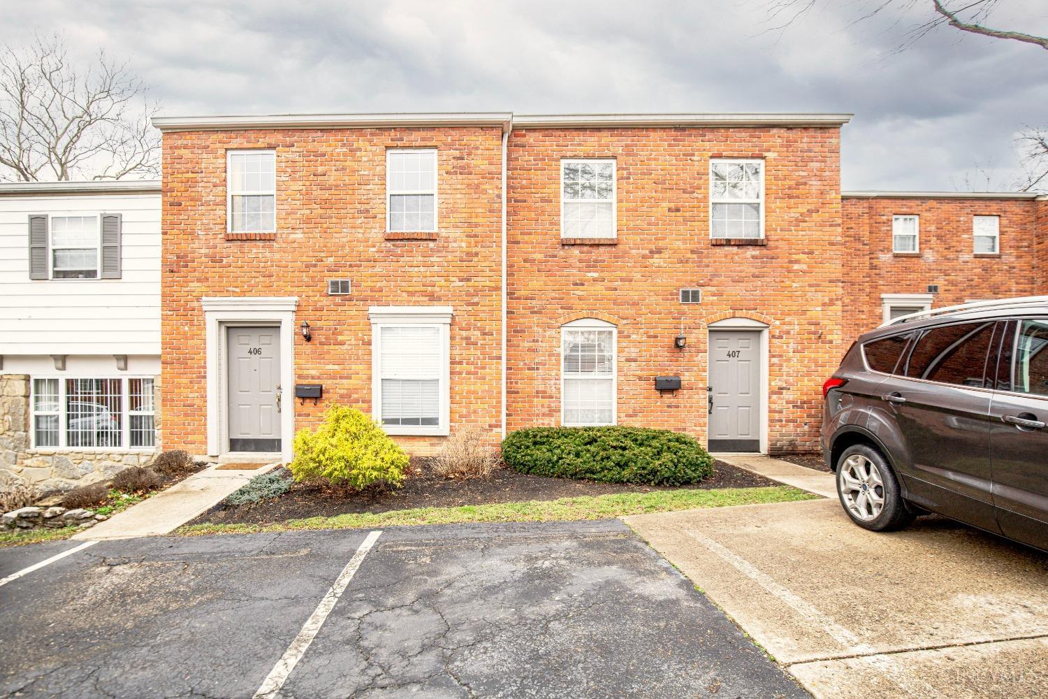 1149 Witt Road, Unit 407 Cincinnati, OH 45255 - Photo 2 of 24 Gallery Image 2